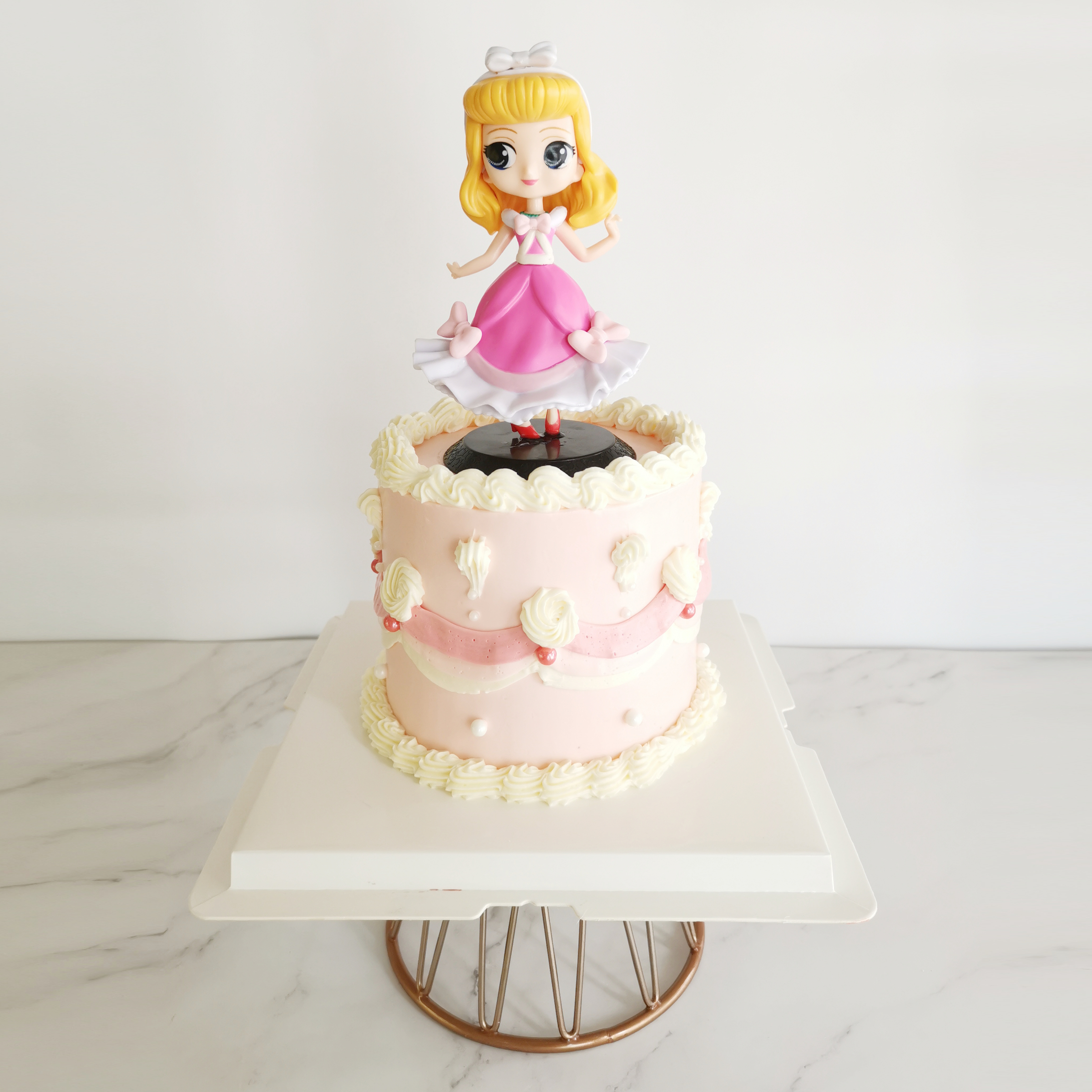 Princess Aurora Cake! How to Make a Disney Sleeping Beauty OMBRE Layer Cake!  - YouTube