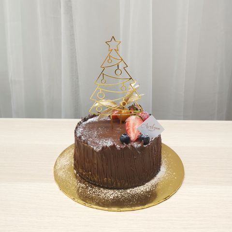 log cake 1.jpg