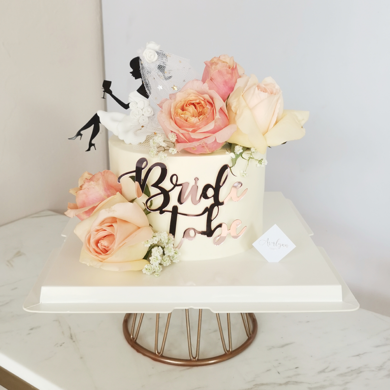 Elegant Bride to Be Cake for Your Bridal Shower | CreamOne