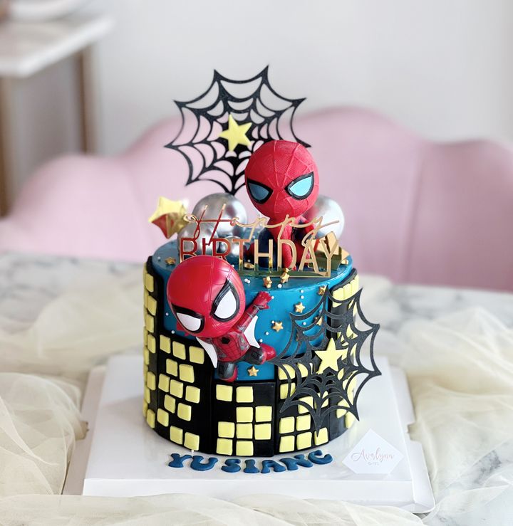 Spidey cake