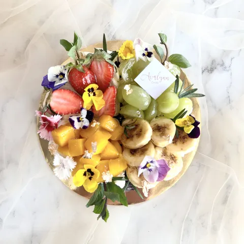 tropical four burnt cheesecake