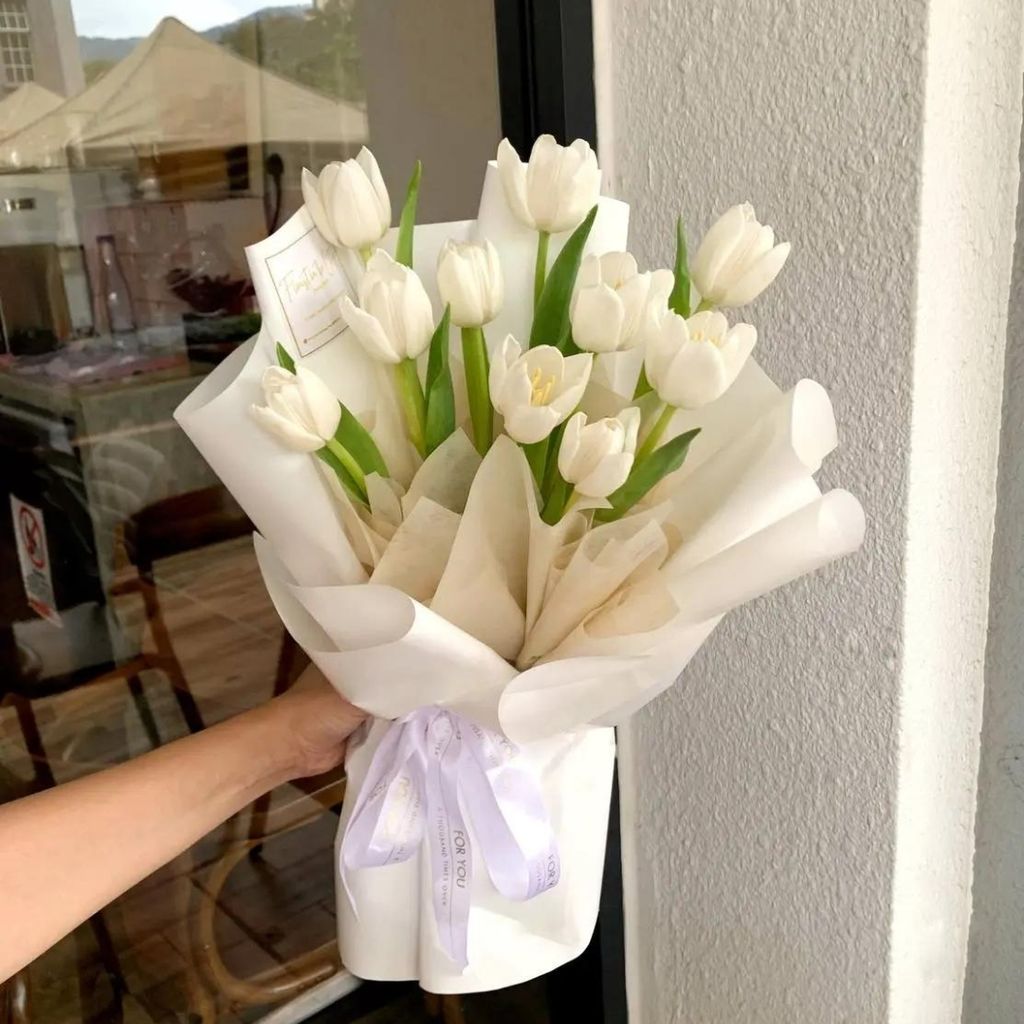 Opulent Ivory Tulip Bouquet