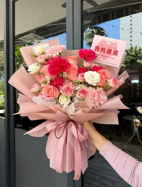 Perfect Bloom Premium Fresh Carnation Mixed Bouquet
