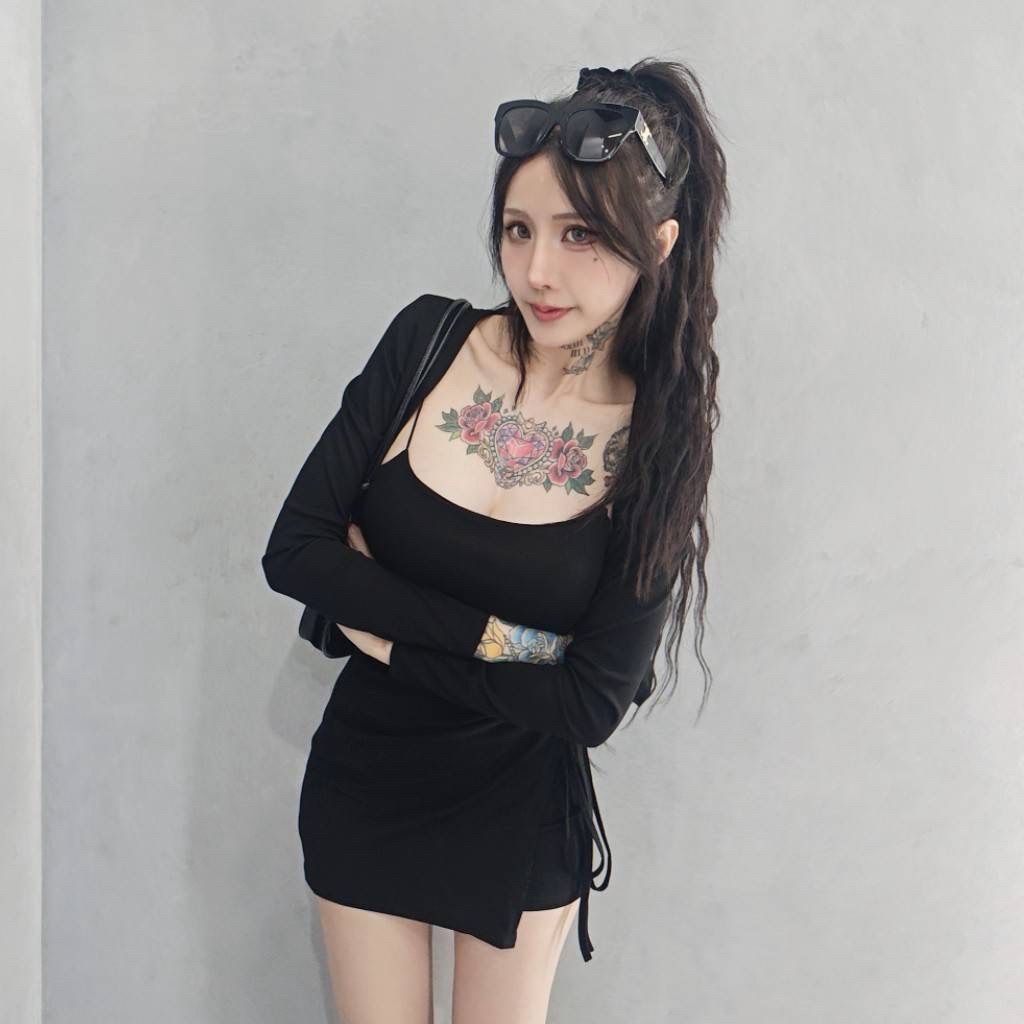 tw-11134207-820l4-mllt2zogxjb569