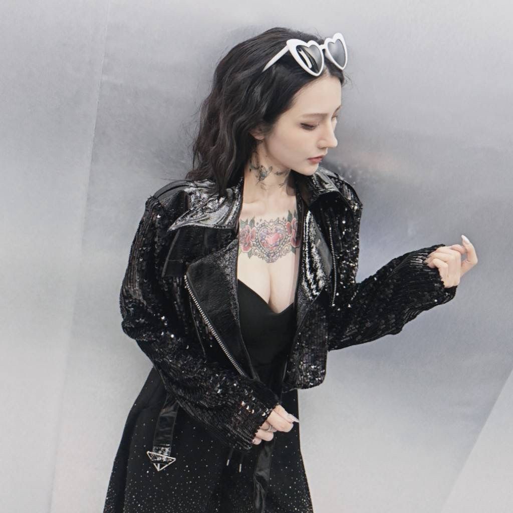 tw-11134207-820l7-mln9ltttmn7p81