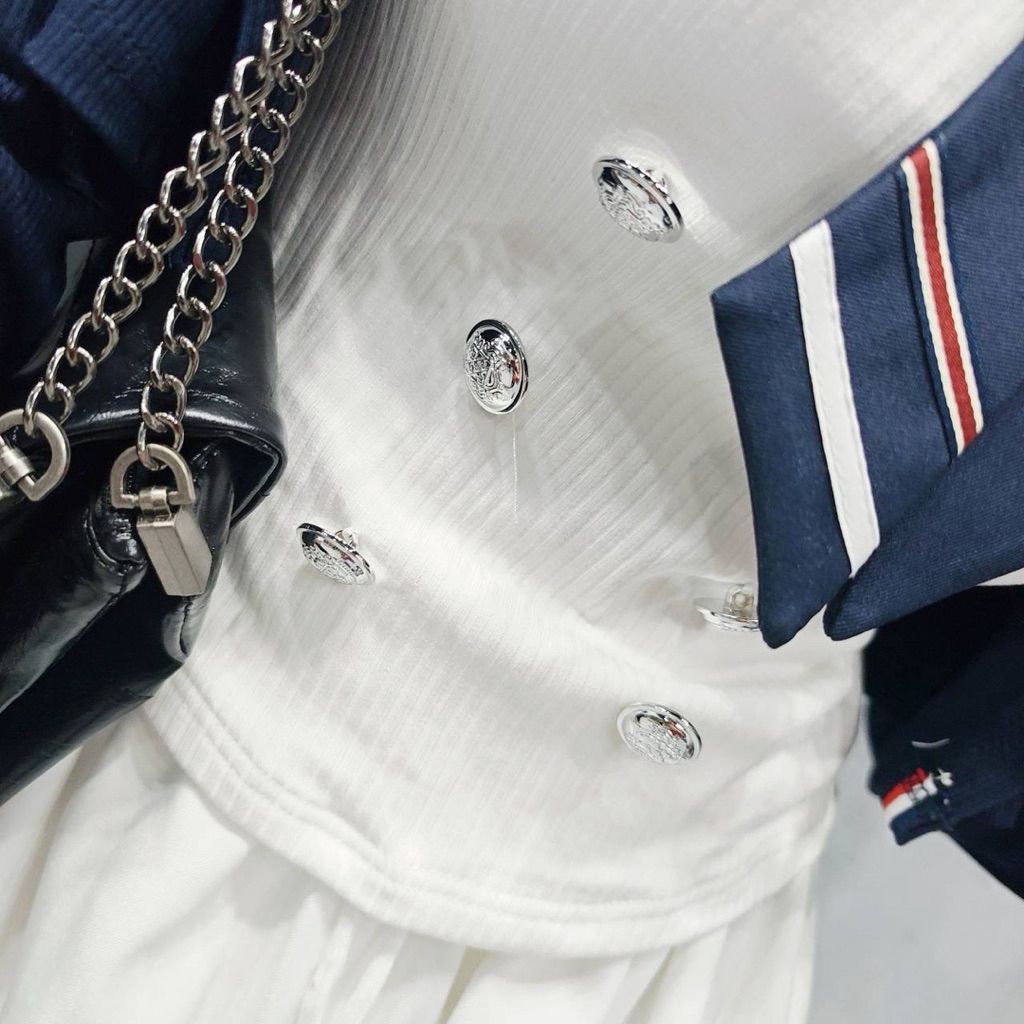 tw-11134207-820l7-mlnwrqrcf56s6e