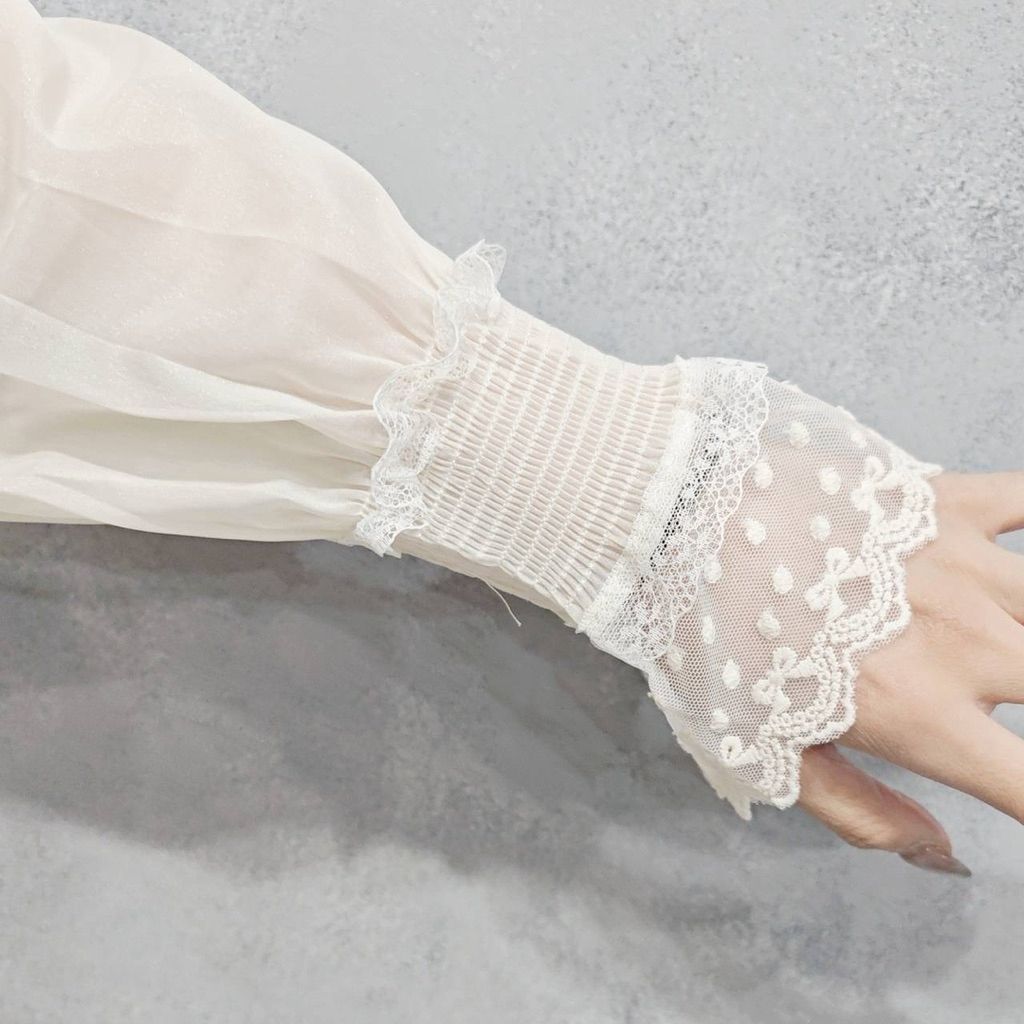 tw-11134207-820le-mlq2je8gcy6d9c