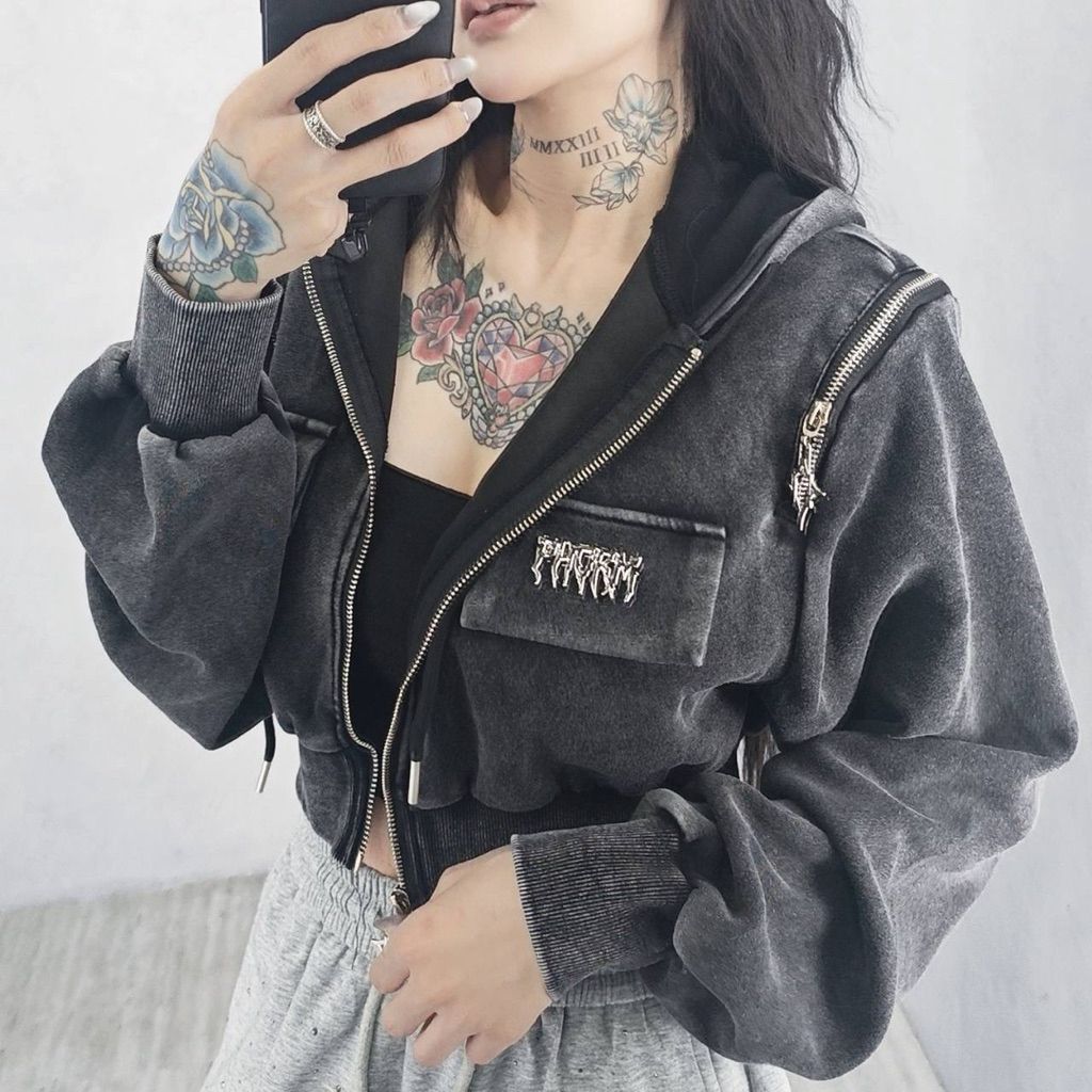 tw-11134207-820l6-mlvbx42md6hb94