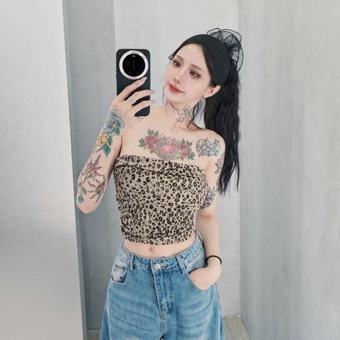 tw-11134207-820lc-mm4jbv2pr4eb88