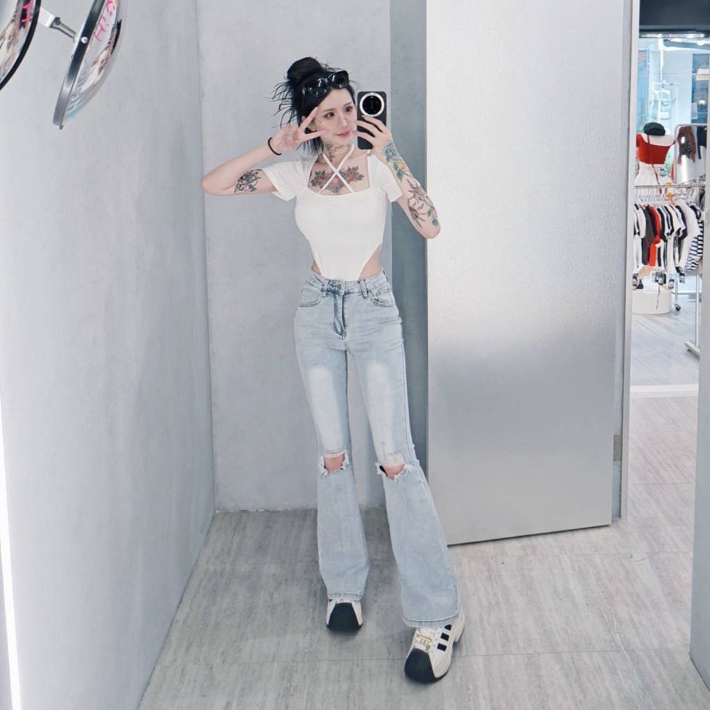 tw-11134207-820le-mm4nv5l7s7id4b