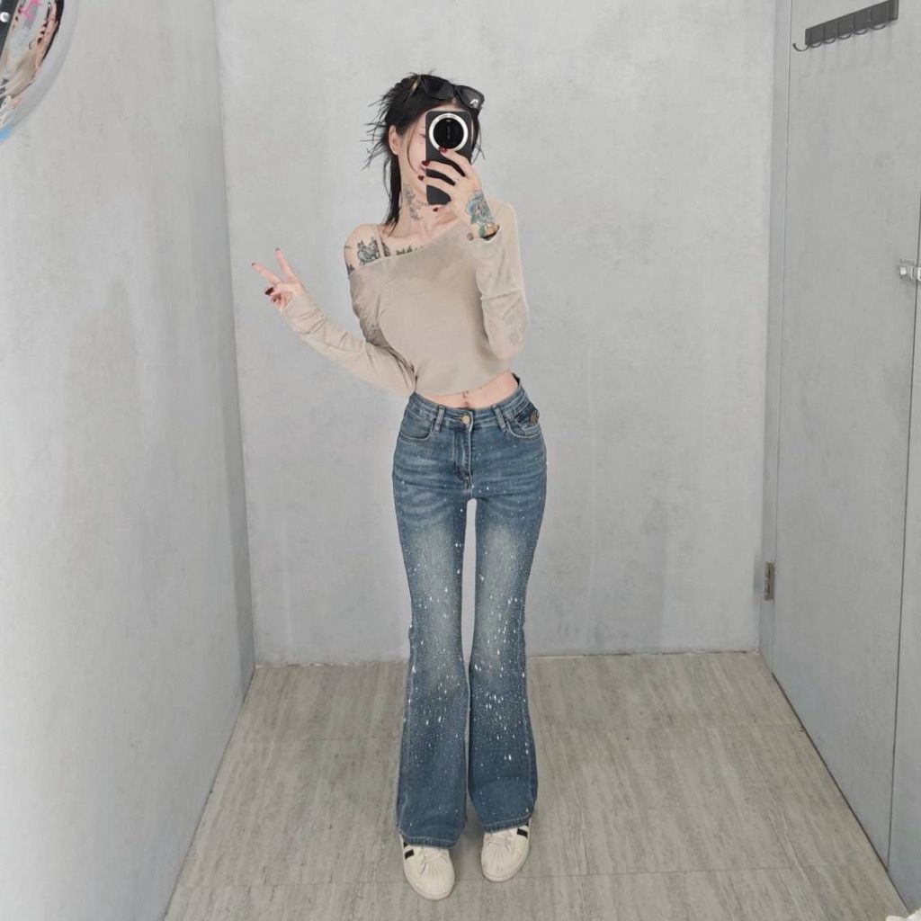 tw-11134207-820l9-mm8tsa6n5pmo7e