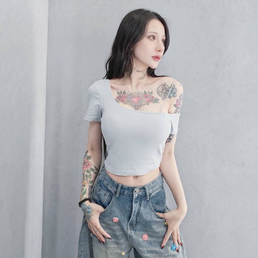 tw-11134207-820lg-mmi2dmerzpqc3a