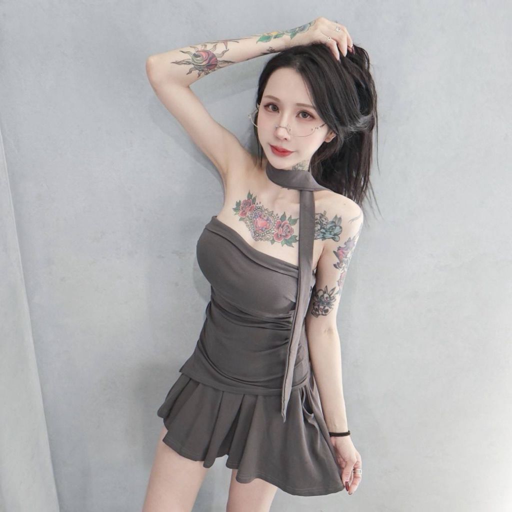 tw-11134207-820ld-mmown9cqx9fo42