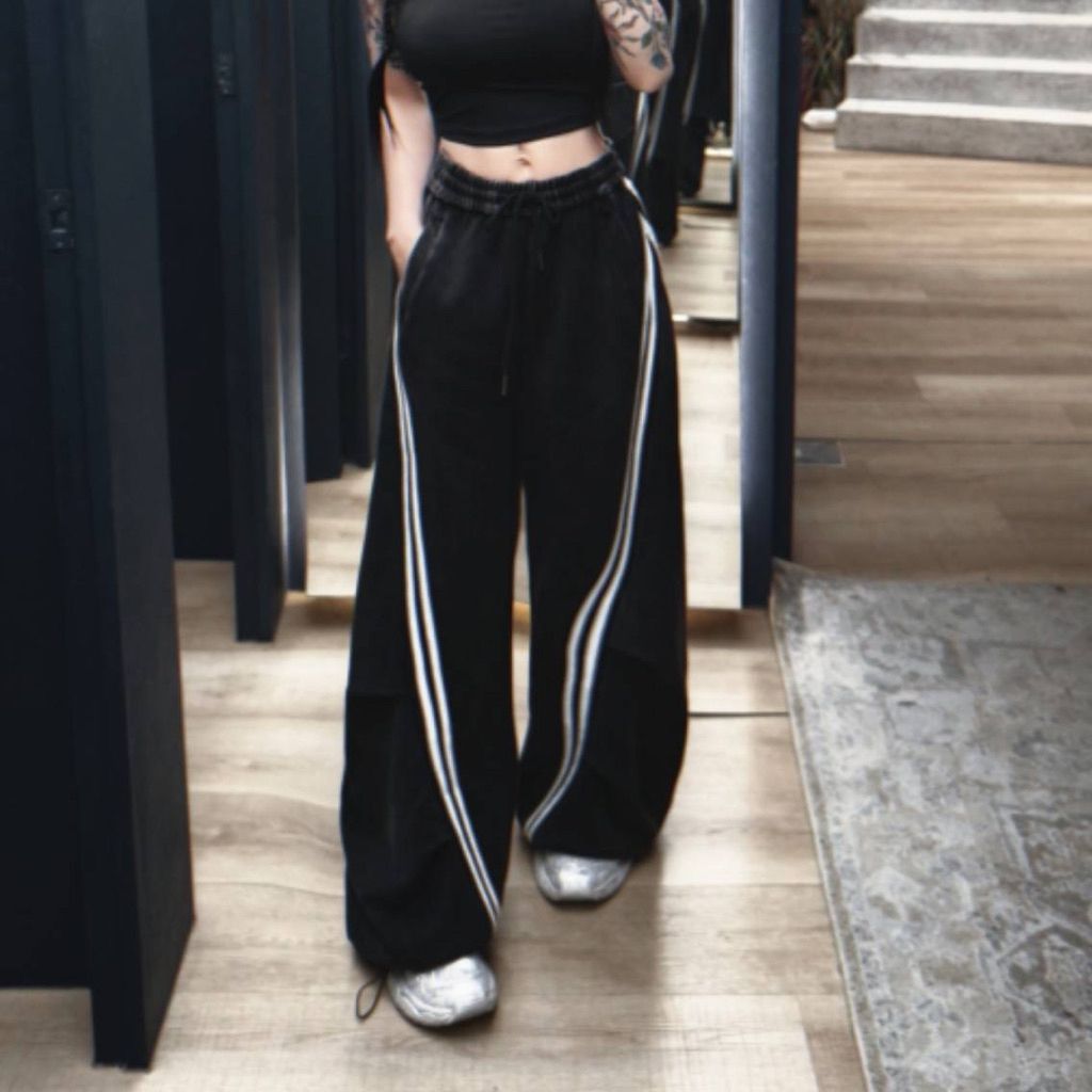 tw-11134207-820la-mmw0yapqercxd9