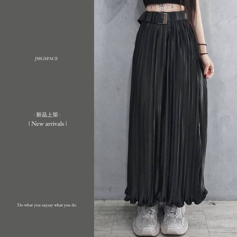 tw-11134207-820l9-mn0r1bqh6mfa2d