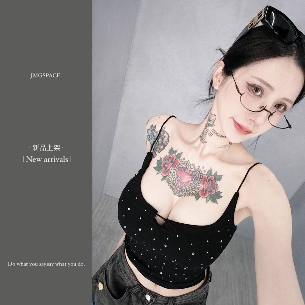 tw-11134207-820le-mo6nudzb7if728