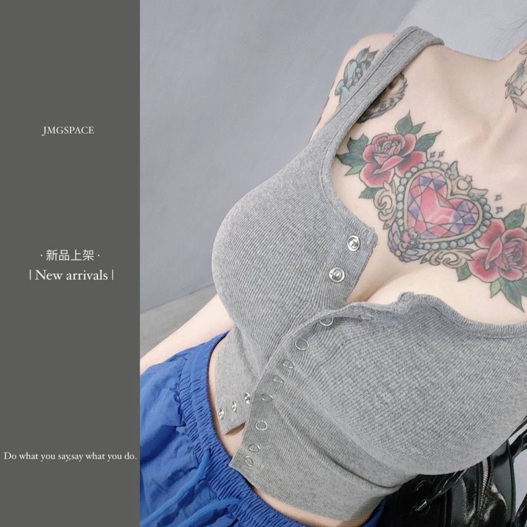 tw-11134207-820le-mog4zy8usa2pae