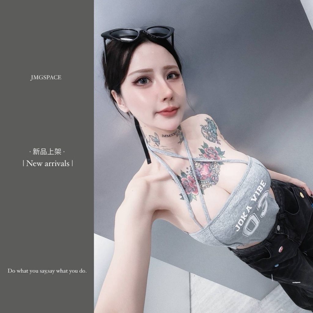 tw-11134207-820l4-moud49yfy0w1cd