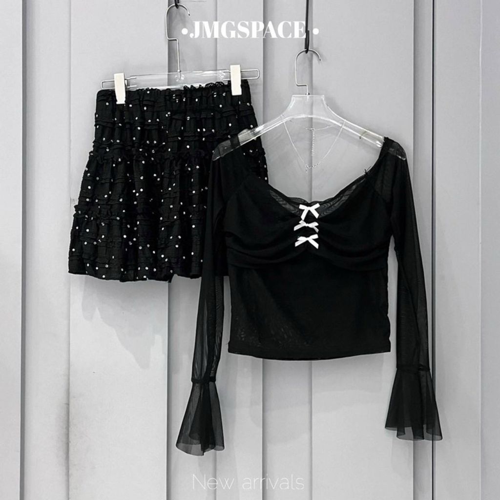 tw-11134207-7r992-lzj75esy3lem2d