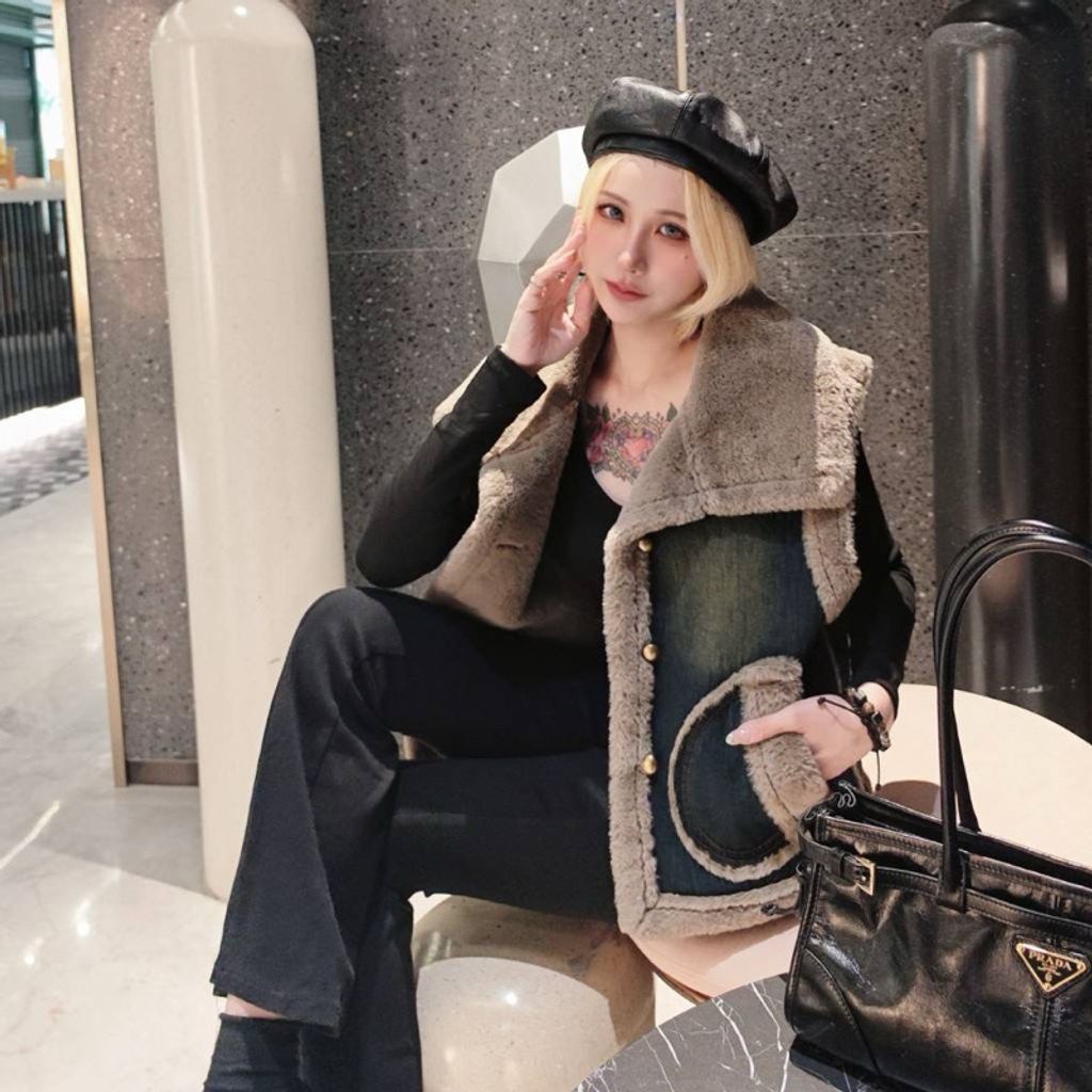 tw-11134207-7rasa-m1pq6w1q95b18c