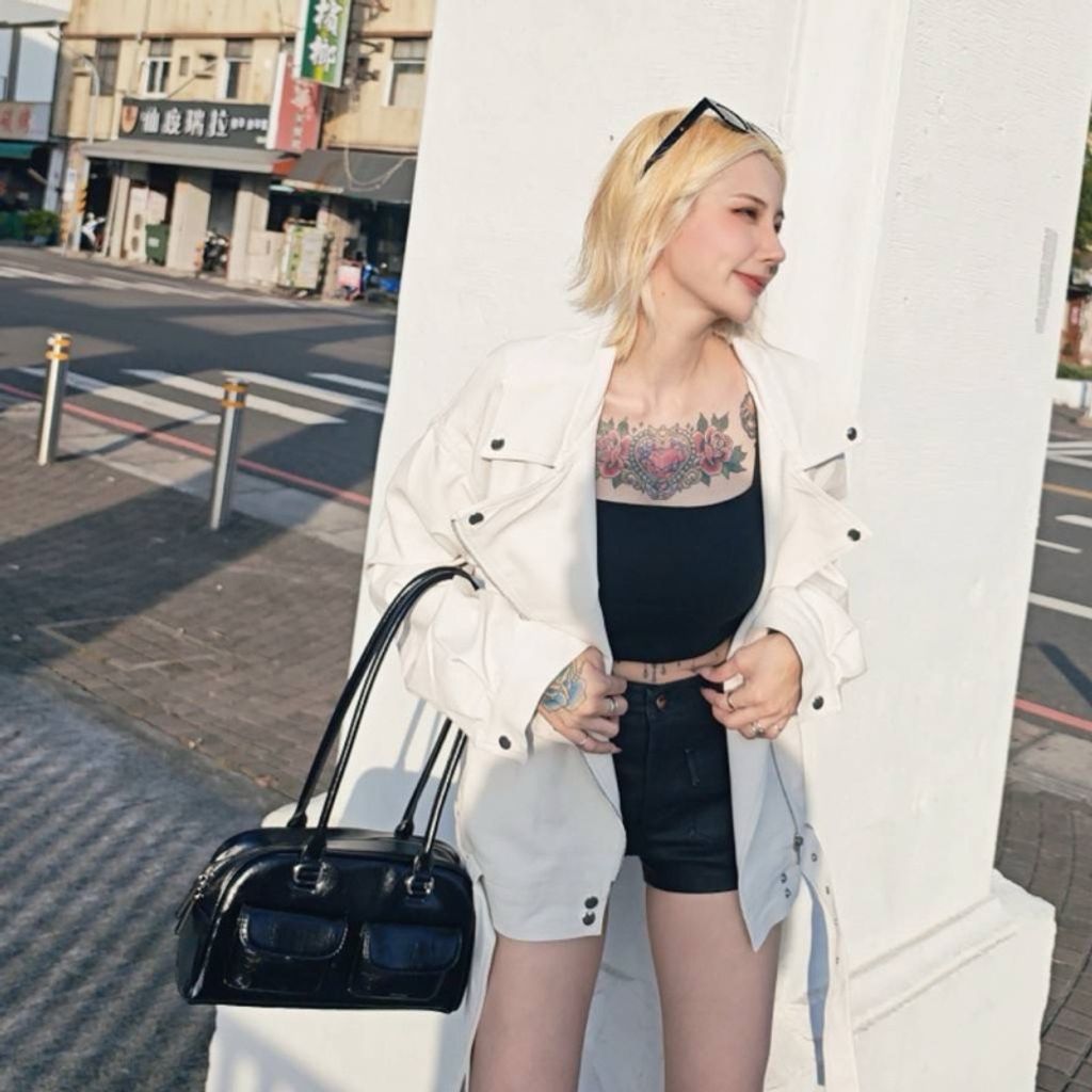 tw-11134207-7rasb-m2oywiicrtd752