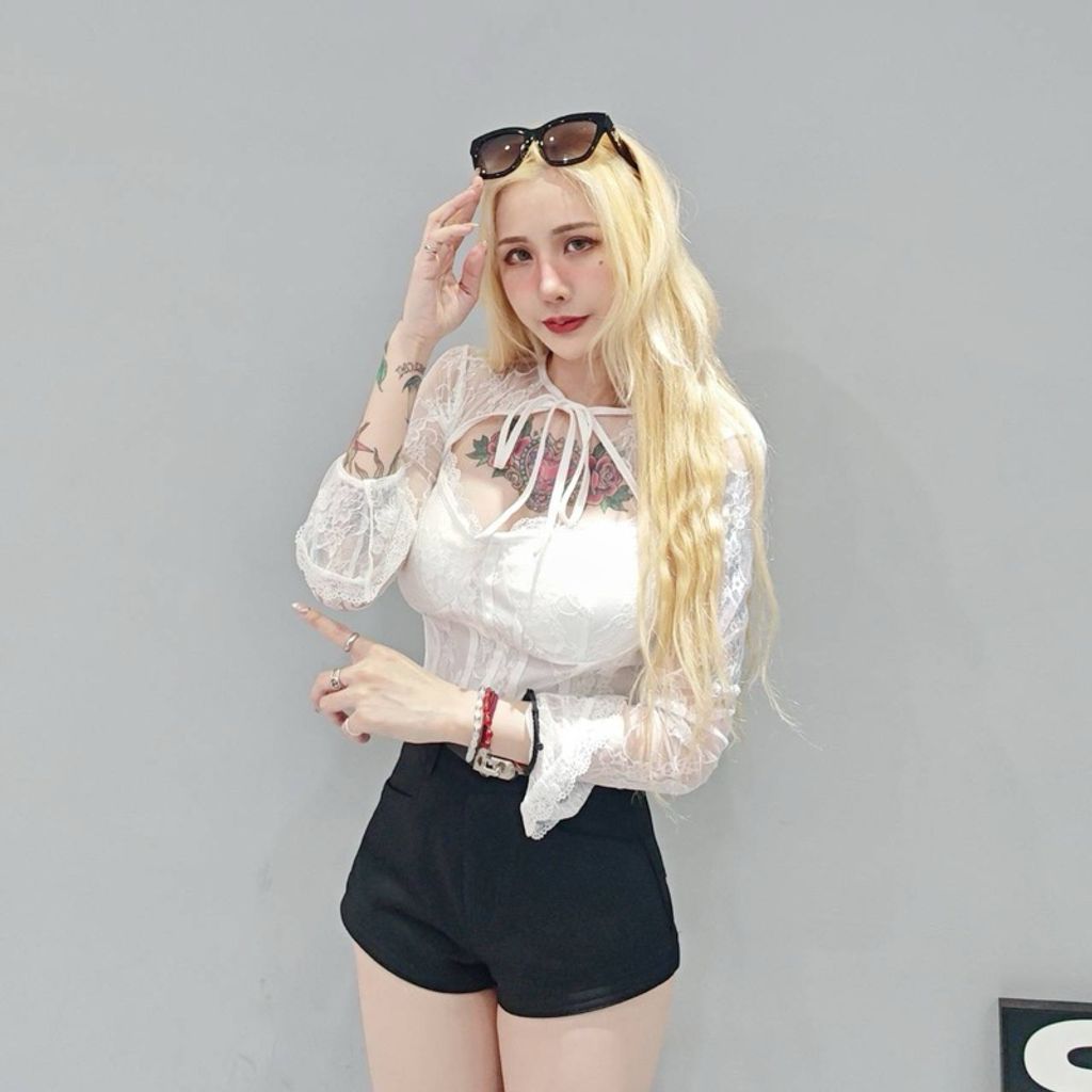 tw-11134207-7rbk9-m7wivsjh2b340c