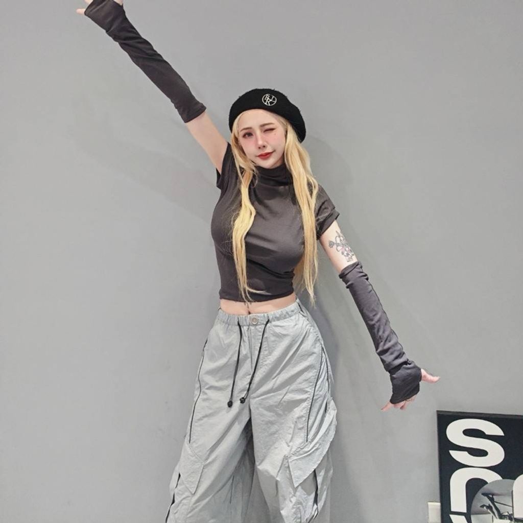 tw-11134207-7rbk1-m823n8g3j4hx8d