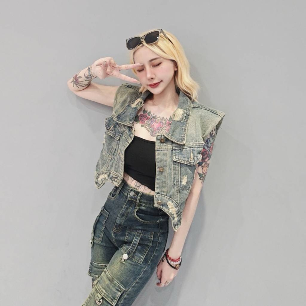 tw-11134207-7rbkb-m8oj8l5lo9s588