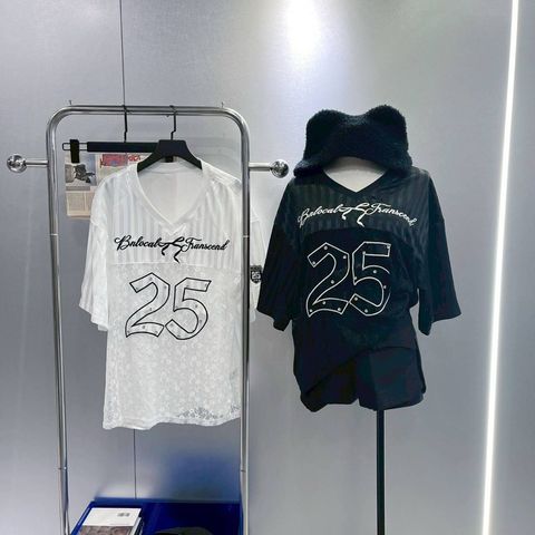 tw-11134207-7ra0p-mbvzlfloimui8e