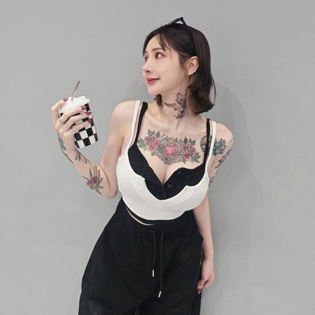 tw-11134207-7ra0i-mdg5v6dj7v8n15