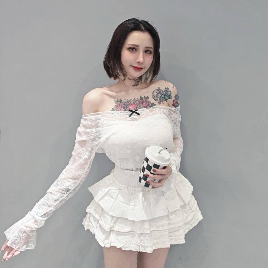 tw-11134207-81ztg-me4cqw19msqu2c