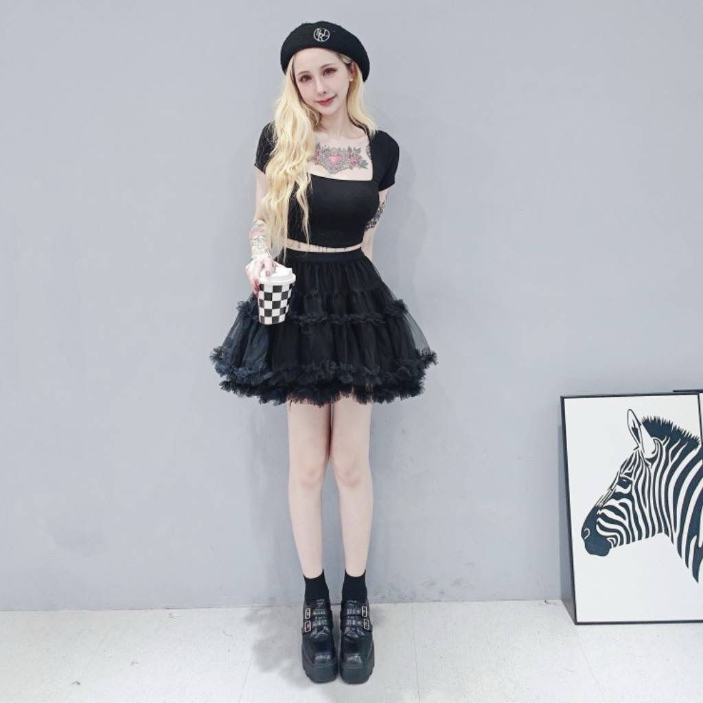 tw-11134207-81zth-me52lvox3rpj7f