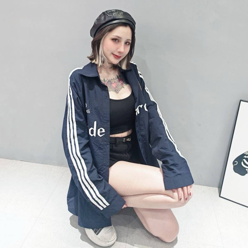 tw-11134207-81ztc-me7fxik7loub77