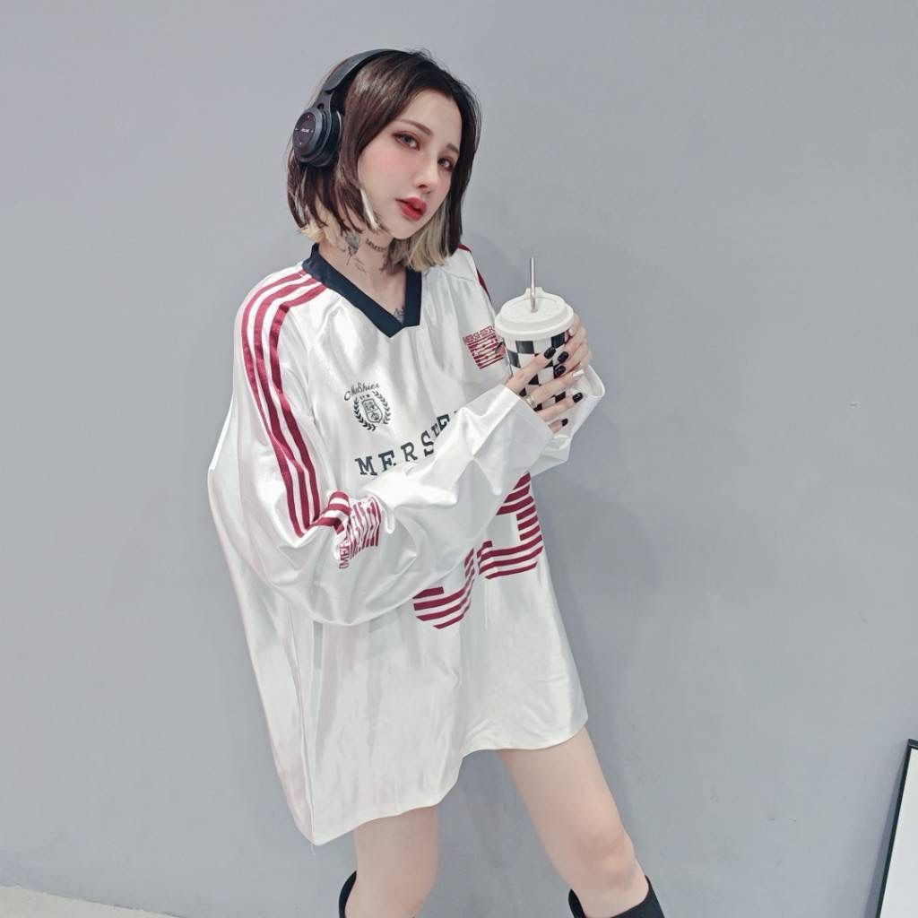 tw-11134207-81ztg-meg0kouyxkhud4