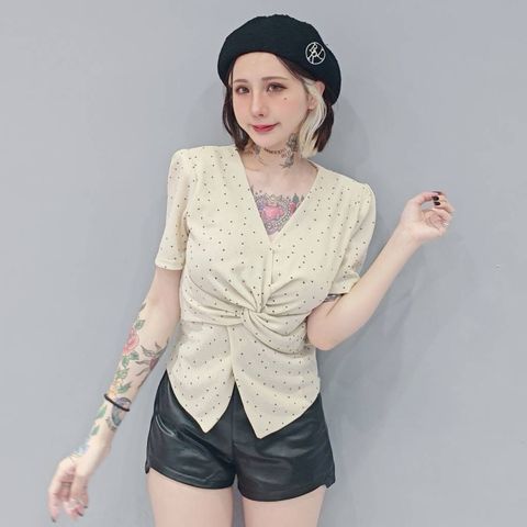 tw-11134207-81ztg-meg0in2zm5fq02