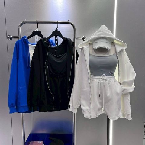 tw-11134207-81ztj-mf2tf7oi1ki074