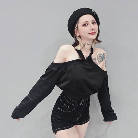 tw-11134207-81ztc-mf74ay411nv326