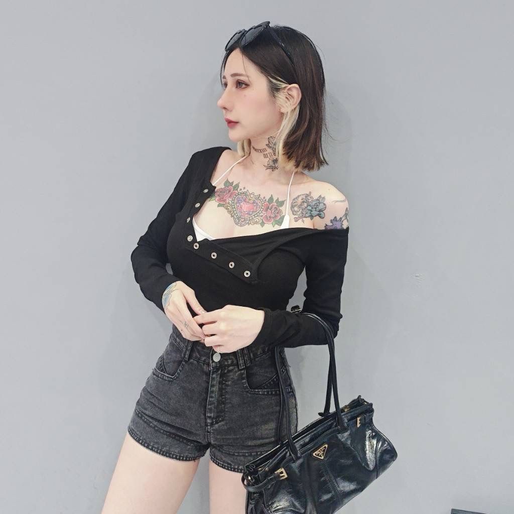 tw-11134207-81ztf-mfm9ozjz2adr1c