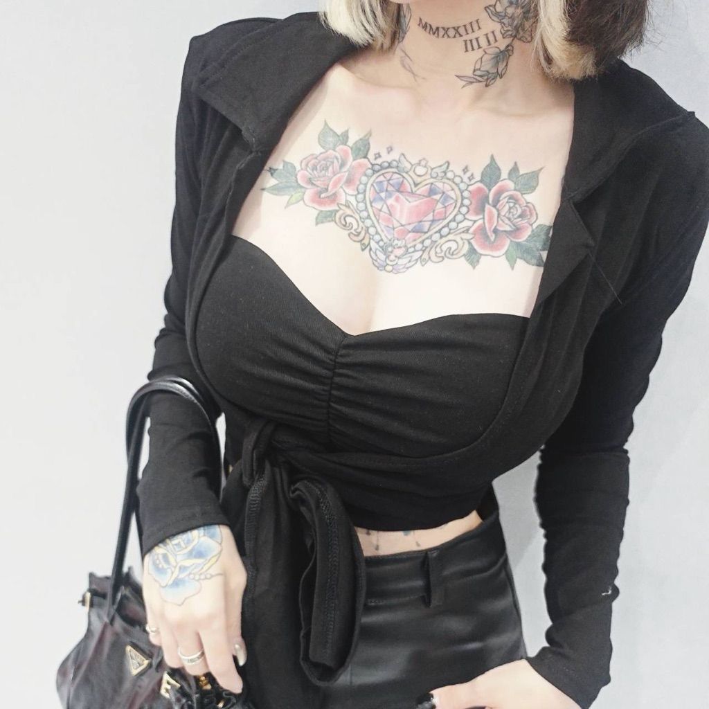 tw-11134207-81ztk-mfr4gqugmlu712