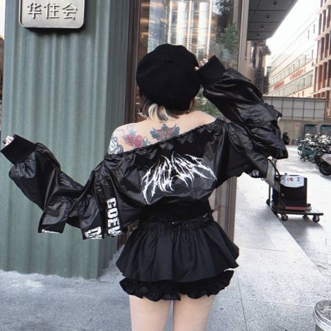 tw-11134207-81ztm-mg0zek4edvrhfb