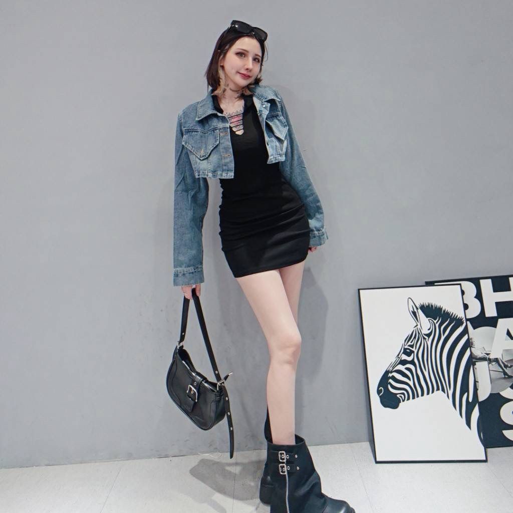 tw-11134207-81ztk-mg3vmdu2fqx8de