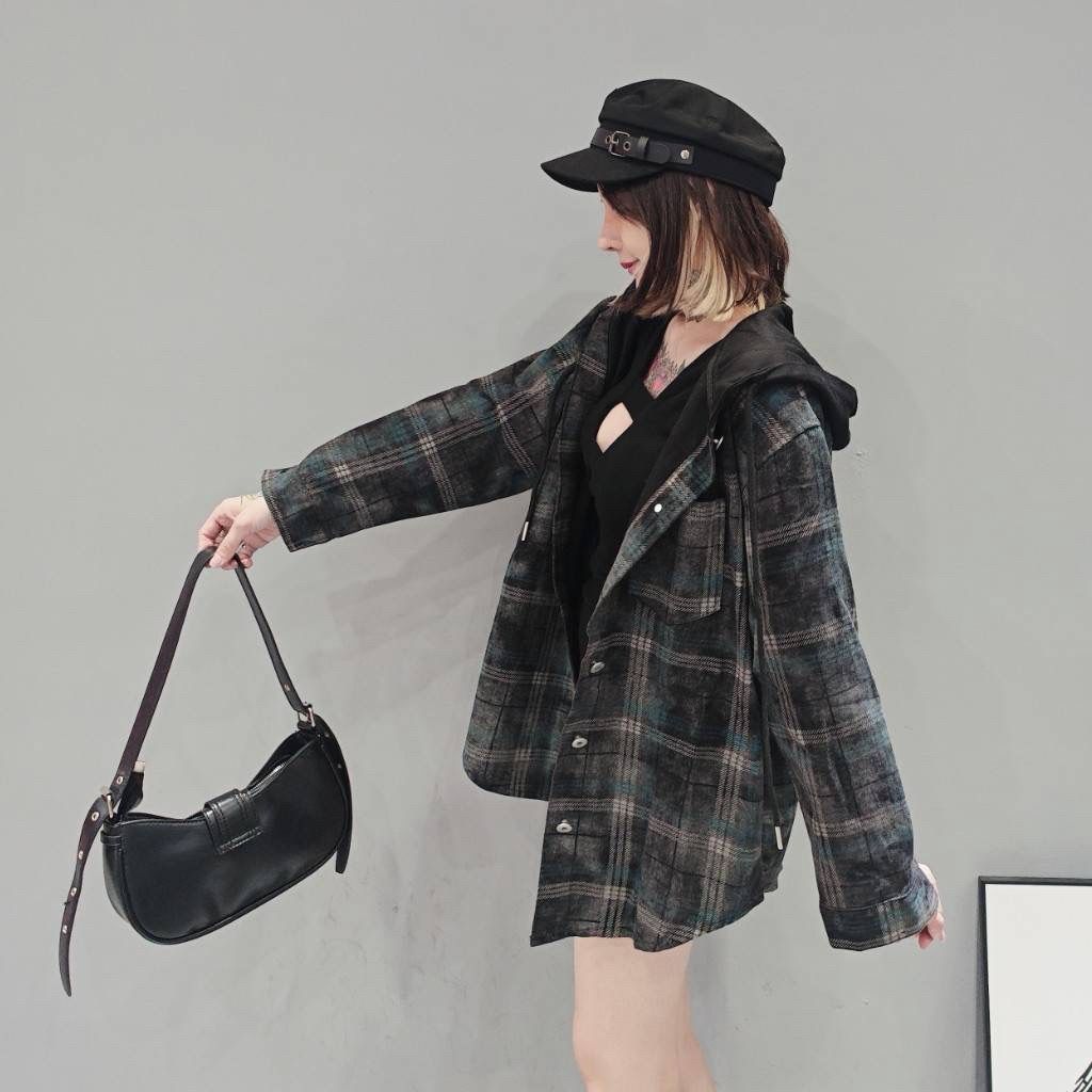 tw-11134207-81ztg-mg7m71q7juh978