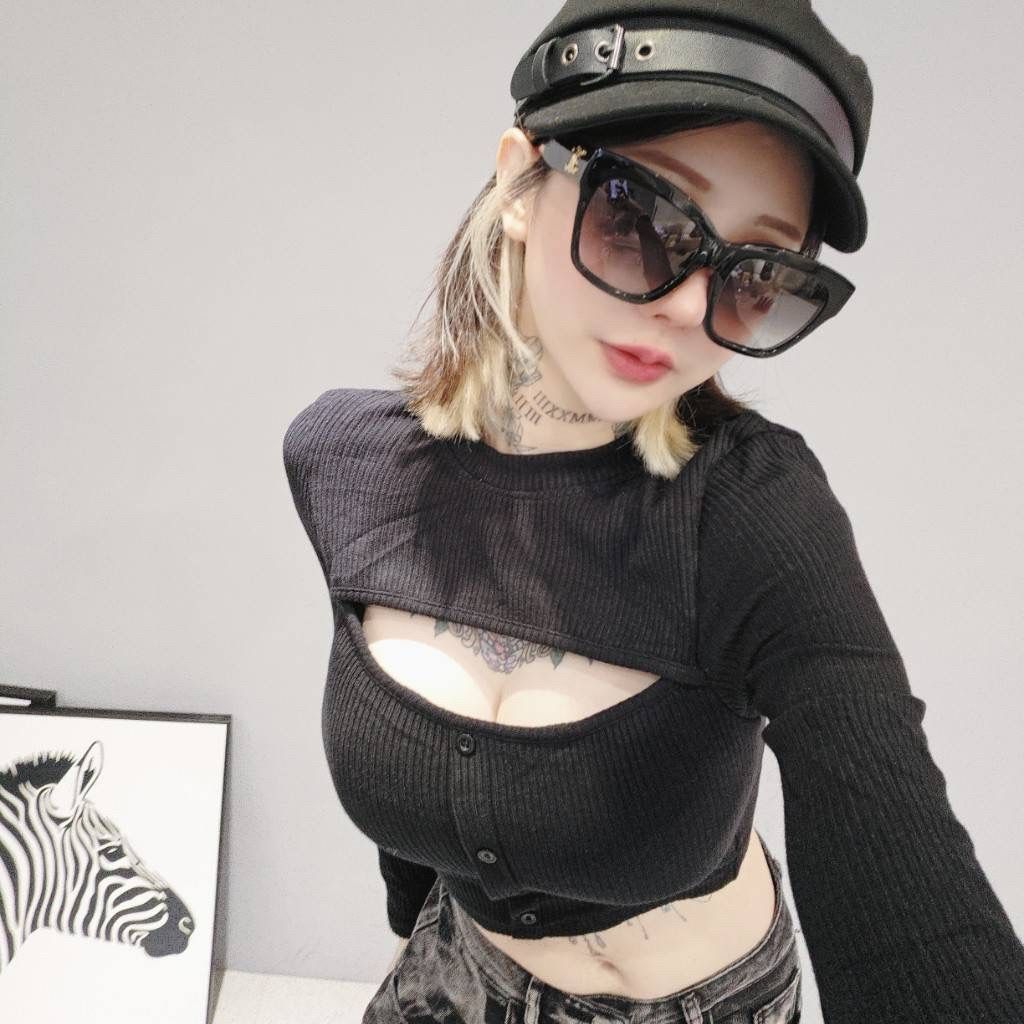 tw-11134207-81ztc-mg7m3u85ieq1e4