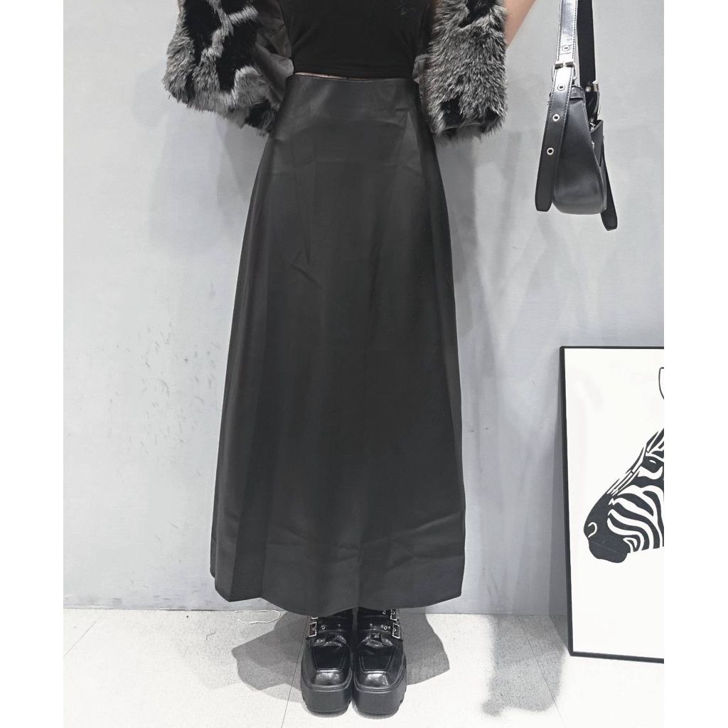 tw-11134207-81ztg-mg9cmcuqld6zd5