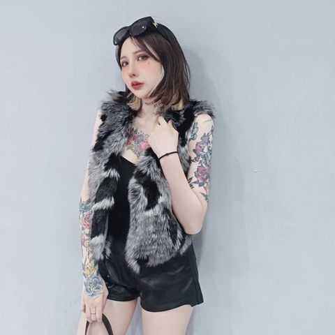 tw-11134207-81ztd-mgb1ggtiieix7a