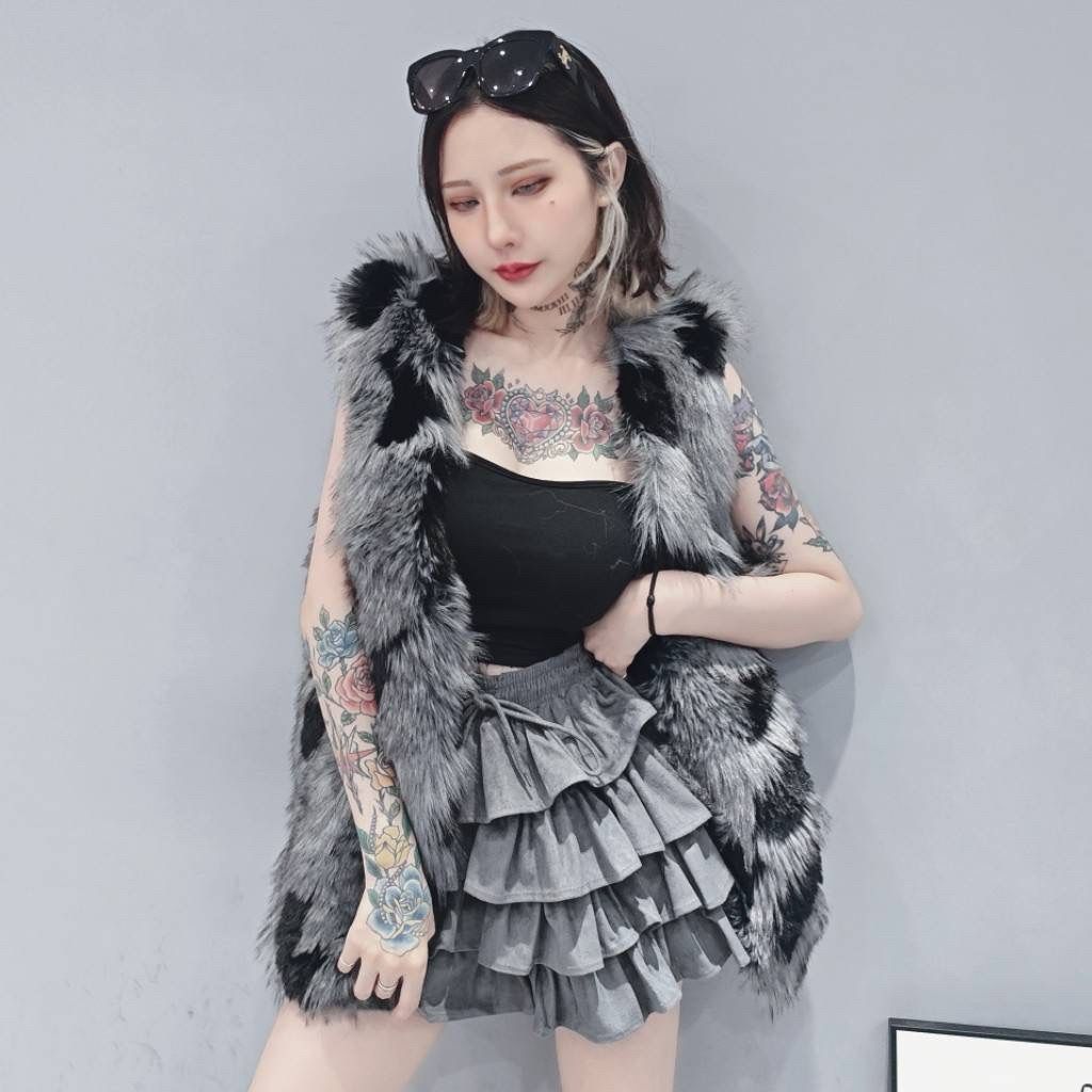 tw-11134207-81ztm-mgb1kl7sc2kv69