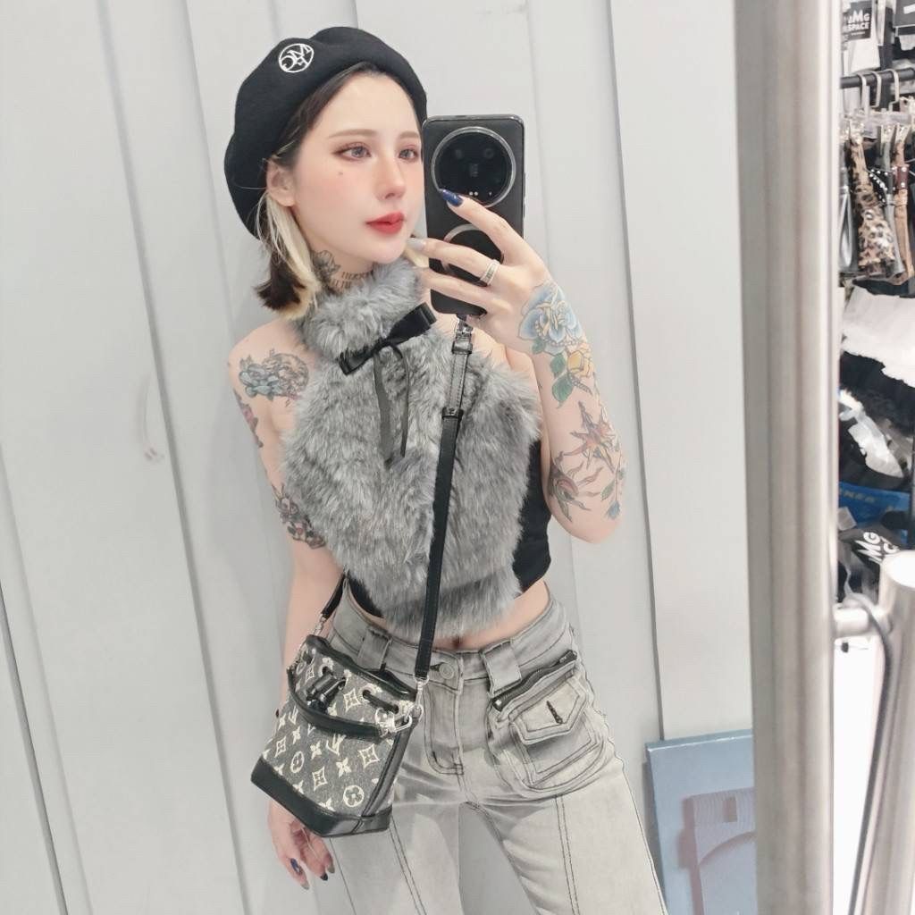 tw-11134207-81zte-mgb27f9h883u5a