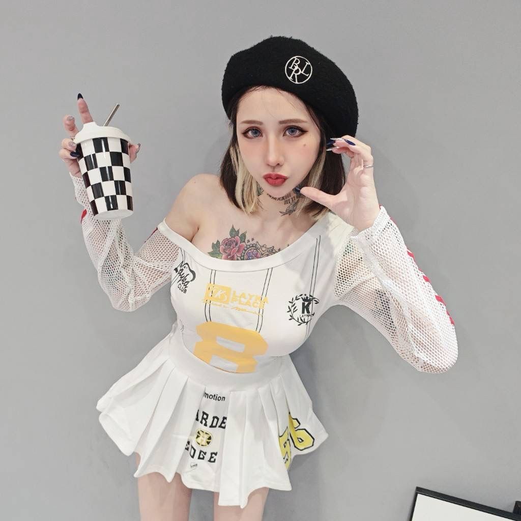 tw-11134207-81ztf-mgd9uxiods7c81