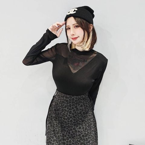 tw-11134207-81ztf-mgniqa4i5lvy02