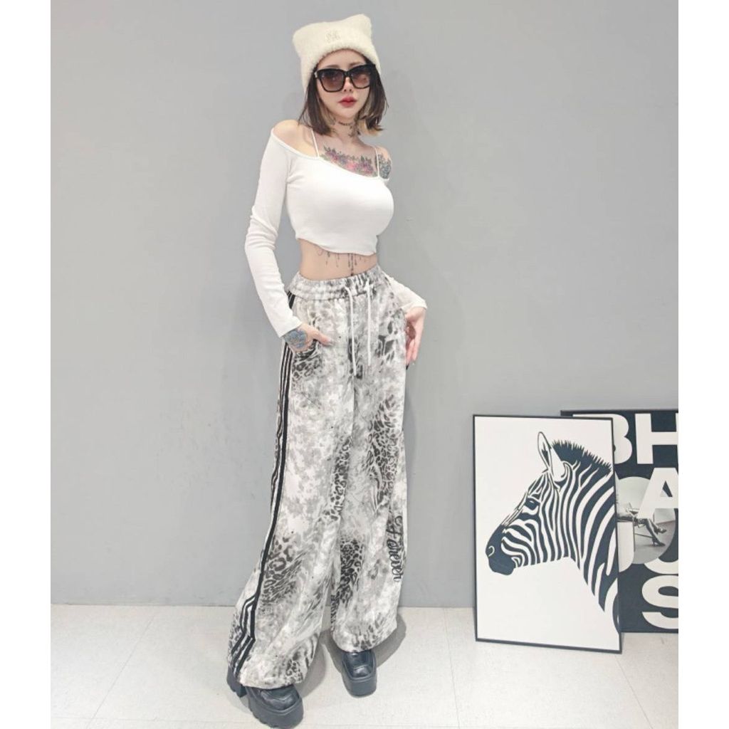 tw-11134207-81ztl-mgovphr6ud5b23